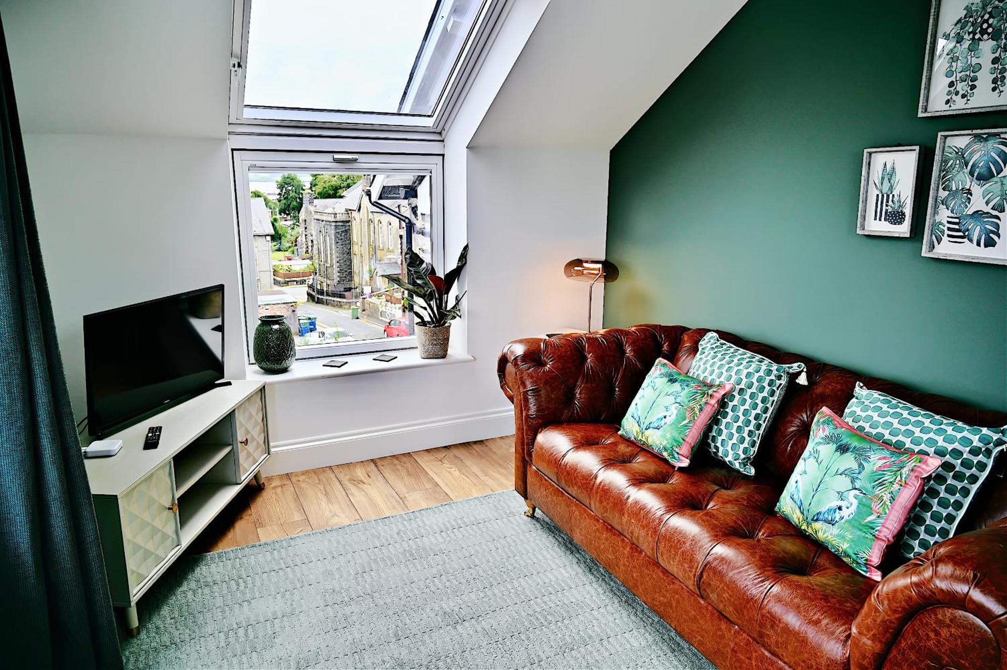 Porthmadog, Sleeps 11, 5 Bedrooms, 5 Bathrooms, Mountain Views エクステリア 写真